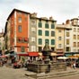 La place du Plot, et la fontaine du Plot, ou fontaine de la Bedoyre.